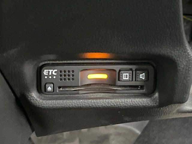 【ETC】高速道路の料金所をストレスなく通過!話題のスポットやサービスエリアに多い「スマートIC」利用時は必須のアイテムです。当店でセットアップを実施、ご納車当日からすぐにご利用いただけます!