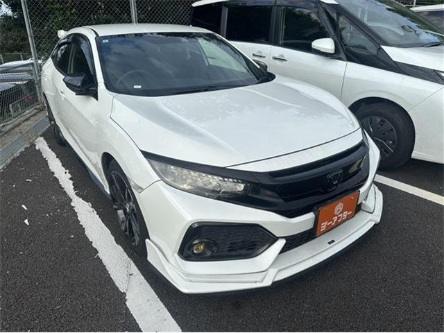シビック(ホンダ) 1.5　社外フルエアロ 禁煙車 純正ナビ 中古車画像