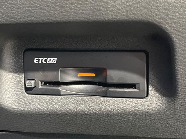 【ETC】高速道路の料金所をストレスなく通過!話題のスポットやサービスエリアに多い「スマートIC」利用時は必須のアイテムです。当店でセットアップを実施、ご納車当日からすぐにご利用いただけます!