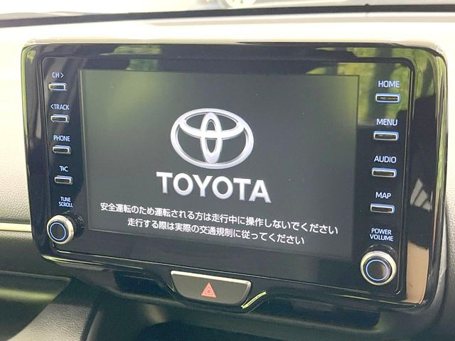 【純正ナビ】人気の純正ナビを装備しております。ナビの使いやすさはもちろん、オーディオ機能も充実!キャンプや旅行はもちろん、通勤や買い物など普段のドライブも楽しくなるはず♪