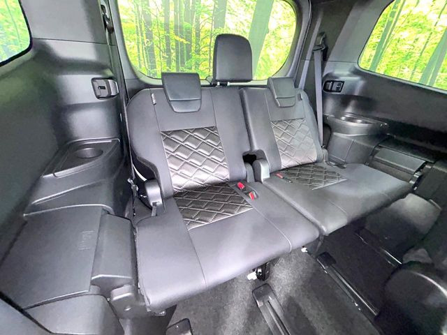 3��ڃV�[�g�͂�������ԗǍD����l�ł��������ƍ����Ē����܂��̂ŁA��l���ł̂��o���������N���N�ł��􂲉Ƒ��ŁA�C�̒m�ꂽ���ԂŁA�h���C�u�ɍs���̂��y���݂ł��ˁ�