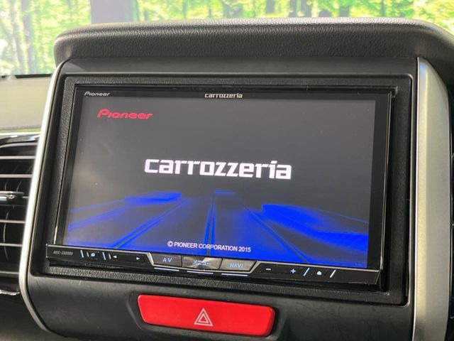 【ナビゲーション】使いやすいナビで目的地までしっかり案内してくれます。各種オーディオ再生機能も充実しており、お車の運転がさらに楽しくなります!!