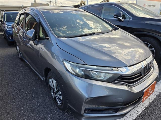シャトル(ホンダ) 1.5 ハイブリッド ホンダセンシング　禁煙車 純正ナビ フルセグTV 中古車画像