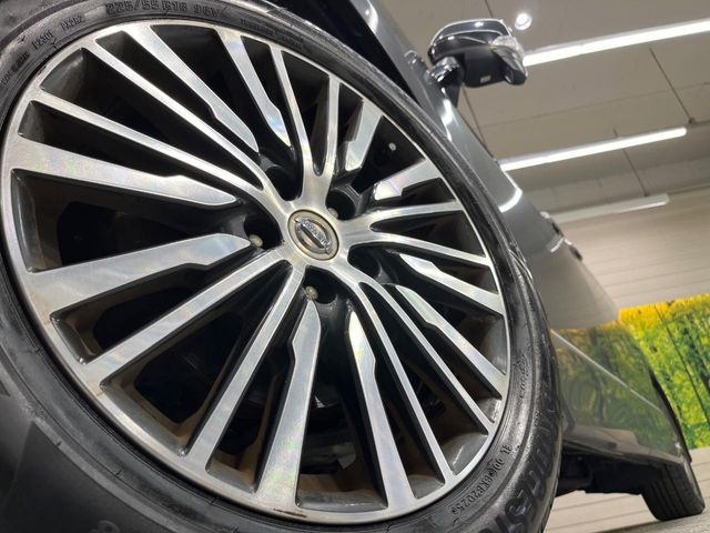 �y�����A���~�z�C�[���z�O�ςɃ}�b�`���������A���~�z�C�[���𑕒����Ă���܂��B�e��ЊO�A���~�z�C�[����A�X�^�b�h���X�^�C�����戵�����Ă���܂��B���񂲑��k����������