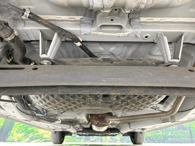 下回りがきれいなうちに、防錆加工の施工がオススメ。降雪地域はもちろん、沿岸部にお住いの方や、趣味でマリン・ウィンタースポーツをされる方にご好評いただいております。