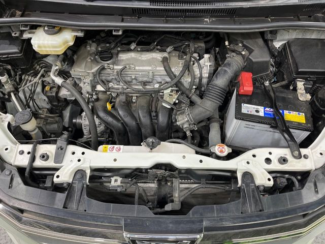 親切・丁寧な専門メカニックスタッフが応対!・車検・点検整備・事故等の修理などアフターサービスも安心。お車のカスタマイズもネクステージのサービススタッフまでご相談ください!
