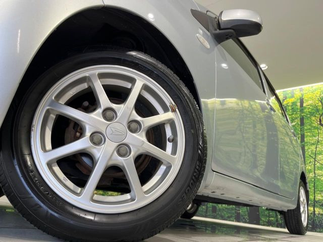 �y14�C���`�A���~�z�C�[���z�O�ςɃ}�b�`�����A���~�z�C�[���𑕒����Ă���܂��B�e��A���~�z�C�[����A�X�^�b�h���X�^�C�����戵�����Ă���܂��B���񂲑��k����������