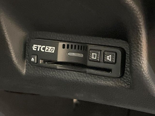 【ETC】高速道路の料金所をストレスなく通過!話題のスポットやサービスエリアに多い「スマートIC」利用時は必須のアイテムです。当店でセットアップを実施、ご納車当日からすぐにご利用いただけます!
