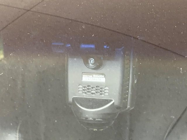 【ドライブレコーダー】ドライブレコーダー装備!走行中はもちろん、あおり運転や事故に遭遇した際、映像で記録し、万一のリスクに備えます。※記録用SDカードはお客様ご自身でご準備いただく必要があります。
