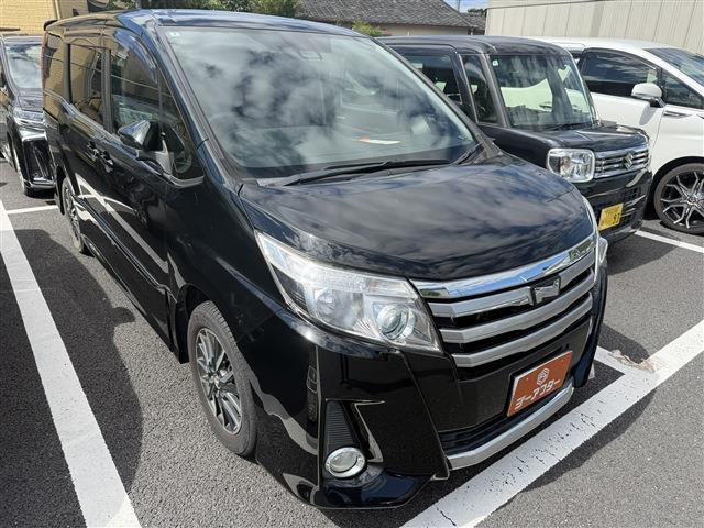 ノア(トヨタ) 2.0 Si　禁煙車 フリップダウンモニター 中古車画像
