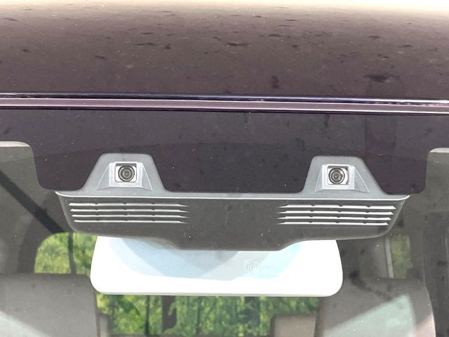 【インテリジェントエマージェンシーブレーキ】フロントカメラで前方の車両や歩行者を検知。衝突しそうな時は衝突被害軽減ブレーキが作動、衝突回避をサポート。より安全にドライブをお楽しみいただけます。