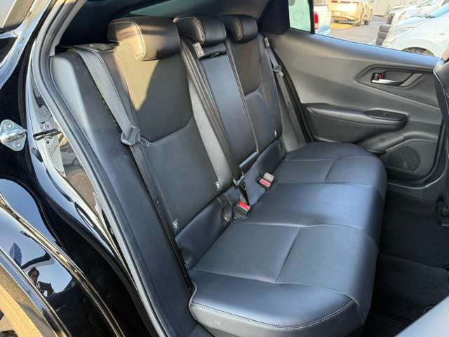 自社板金工場・陸運局指定整備工場も完備しております。納車時の点検・整備にもご安心下さい☆