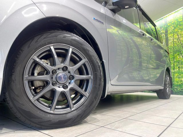 �y15�C���`�A���~�z�C�[���z�O�ςɃ}�b�`�����A���~�z�C�[���𑕒����Ă���܂��B�e��A���~�z�C�[����A�X�^�b�h���X�^�C�����戵�����Ă���܂��B���񂲑��k����������
