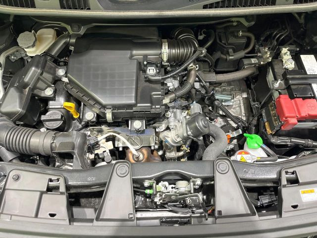 親切・丁寧な専門メカニックスタッフが応対!・車検・点検整備・事故等の修理などアフターサービスも安心。お車のカスタマイズもネクステージのサービススタッフまでご相談ください!