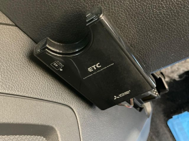【ETC】高速道路の料金所をストレスなく通過!話題のスポットやサービスエリアに多い「スマートIC」利用時は必須のアイテムです。当店でセットアップを実施、ご納車当日からすぐにご利用いただけます!