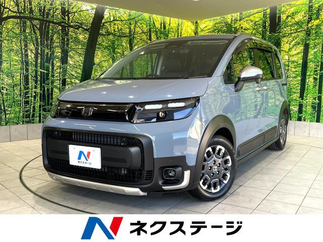 フリード(ホンダ) 1.5 e:HEV クロスター 中古車画像