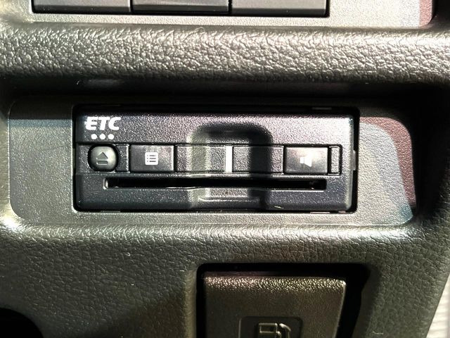 【ETC】高速道路の料金所をストレスなく通過!話題のスポットやサービスエリアに多い「スマートIC」利用時は必須のアイテムです。当店でセットアップを実施、ご納車当日からすぐにご利用いただけます!