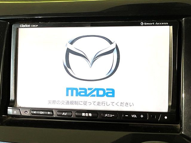 【純正ナビ】人気の純正ナビを装備しております。ナビの使いやすさはもちろん、オーディオ機能も充実!キャンプや旅行はもちろん、通勤や買い物など普段のドライブも楽しくなるはず♪