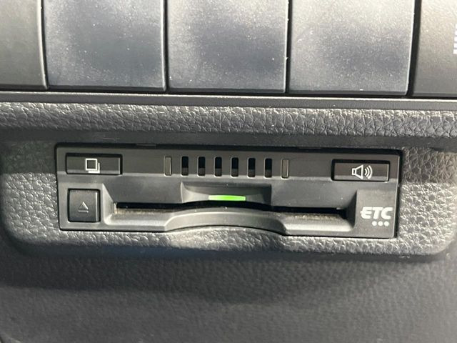 【ETC】高速道路の料金所をストレスなく通過!話題のスポットやサービスエリアに多い「スマートIC」利用時は必須のアイテムです。当店でセットアップを実施、ご納車当日からすぐにご利用いただけます!