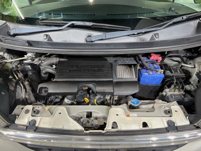 親切・丁寧な専門メカニックスタッフが応対!・車検・点検整備・事故等の修理などアフターサービスも安心。お車のカスタマイズもネクステージのサービススタッフまでご相談ください!