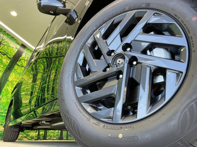 �y����16�C���`�A���~�z�C�[���z�O�ςɃ}�b�`���������A���~�z�C�[���𑕒����Ă���܂��B�e��ЊO�A���~�z�C�[����A�X�^�b�h���X�^�C�����戵�����Ă���܂��B���񂲑��k����������