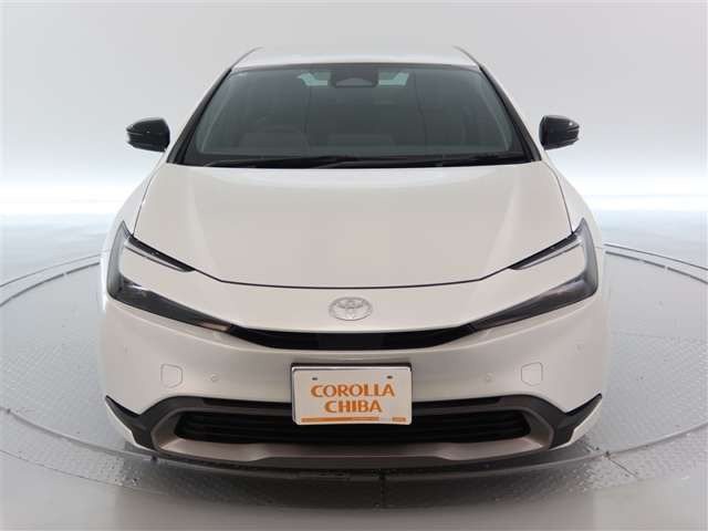 プリウス2.0 G E-Four 4WD