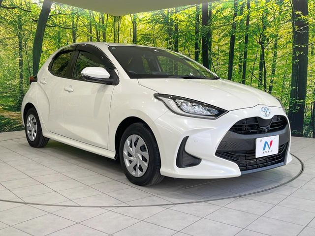 高透明度のガラス皮膜で撥水はもちろん、上質なツヤ・光沢を実現。紫外線や酸性雨から大切な愛車を保護し、色あせ・劣化を防止。「弾スプラッシュコート」、「弾プリミッサコート」からお選びいただけます。