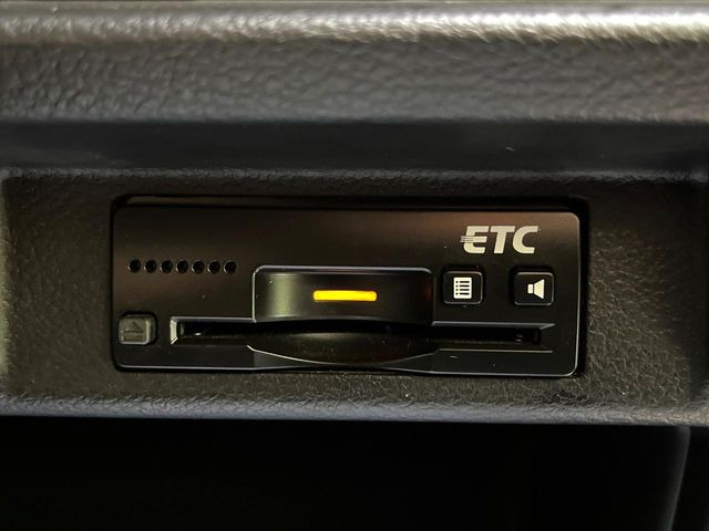【ETC】高速道路の料金所をストレスなく通過!話題のスポットやサービスエリアに多い「スマートIC」利用時は必須のアイテムです。当店でセットアップを実施、ご納車当日からすぐにご利用いただけます!