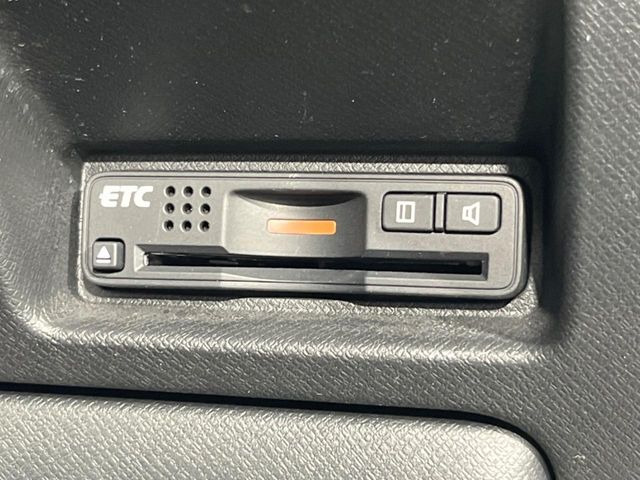 【ETC】高速道路の料金所をストレスなく通過!話題のスポットやサービスエリアに多い「スマートIC」利用時は必須のアイテムです。当店でセットアップを実施、ご納車当日からすぐにご利用いただけます!