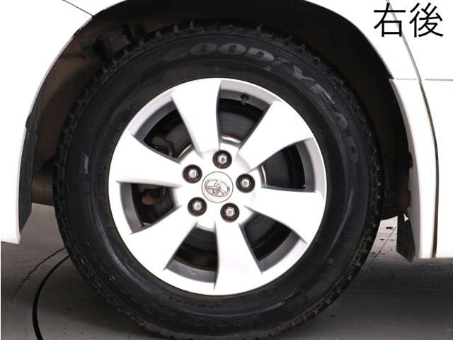 お客様のお好みの新品18インチ、19インチ、20インチホイール装着可能!ダウンサスなどローダウンも取付可能です!ヴァルドやワークなどのメーカー品も取り寄せ可能です!