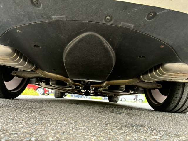 �C�ɂȂ邨�Ԃ�����܂�����E�̓d�b�ԍ����璼�ڂ��X�ɂ��₢���킹���������B�x�����@����ԗ����A��Ԃ܂łȂ�ł������������Ē����܂��B�X�^�b�t�ꓯ���A�����҂����Ă���܂��B