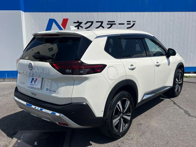 ☆全国のネクステージからお取り寄せが可能※!遠方の店舗に展示してあるクルマが気になる場合も、最寄りの店舗でご覧いただくことが可能です!是非私たちに要望をお聞かせください!※別途費用