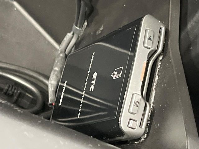 【ETC】高速道路の料金所をストレスなく通過!話題のスポットやサービスエリアに多い「スマートIC」利用時は必須のアイテムです。当店でセットアップを実施、ご納車当日からすぐにご利用いただけます!