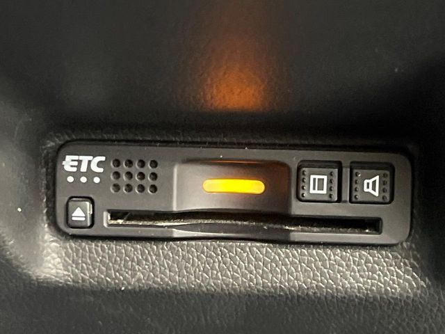 【ETC】高速道路の料金所をストレスなく通過!話題のスポットやサービスエリアに多い「スマートIC」利用時は必須のアイテムです。当店でセットアップを実施、ご納車当日からすぐにご利用いただけます!