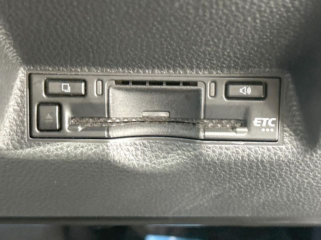 【ETC】高速道路の料金所をストレスなく通過!話題のスポットやサービスエリアに多い「スマートIC」利用時は必須のアイテムです。当店でセットアップを実施、ご納車当日からすぐにご利用いただけます!