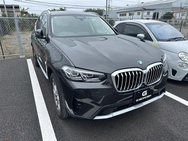 X3(BMW) xドライブ20i 4WD　禁煙車 パノラマサンルーフ 中古車画像