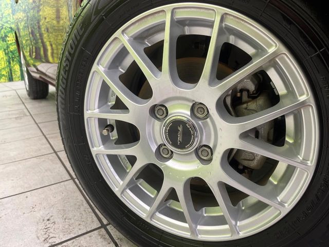 �y14�C���`�A���~�z�C�[���z�O�ςɃ}�b�`�����A���~�z�C�[���𑕒����Ă���܂��B�e��A���~�z�C�[����A�X�^�b�h���X�^�C�����戵�����Ă���܂��B���񂲑��k����������