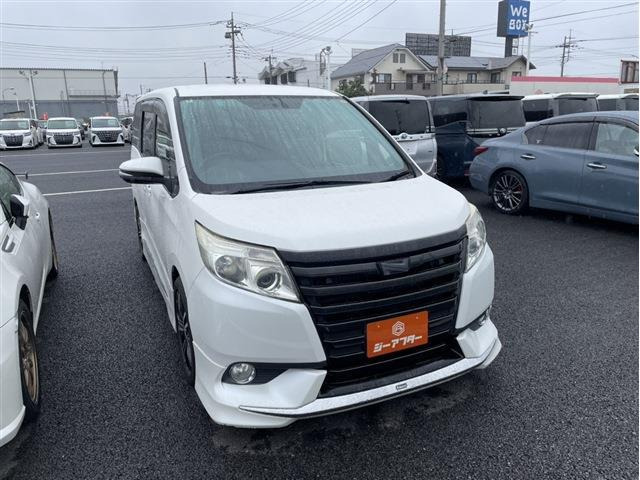 ノア(トヨタ) 1.8 ハイブリッド G 中古車画像