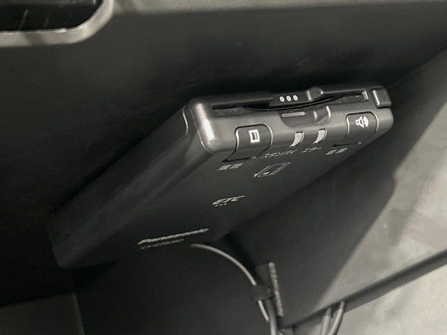 【ETC】高速道路の料金所をストレスなく通過!話題のスポットやサービスエリアに多い「スマートIC」利用時は必須のアイテムです。当店でセットアップを実施、ご納車当日からすぐにご利用いただけます!