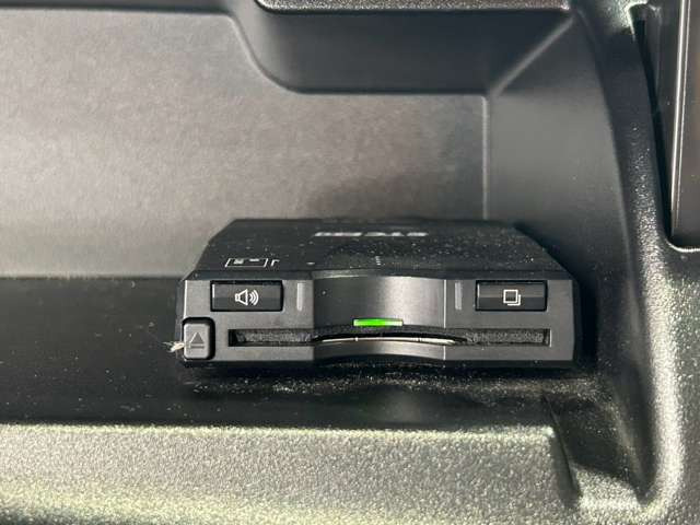 【ETC】装備済み☆長距離ドライブの必需品!高速道路の料金所も楽々通過できますね♪