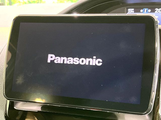 【9型ナビゲーション】目的地までしっかり案内してくれる使いやすいナビ。Bluetooth接続すればお持ちのスマホやMP3プレイヤーの音楽を再生可能!毎日の運転がさらに楽しくなります!!