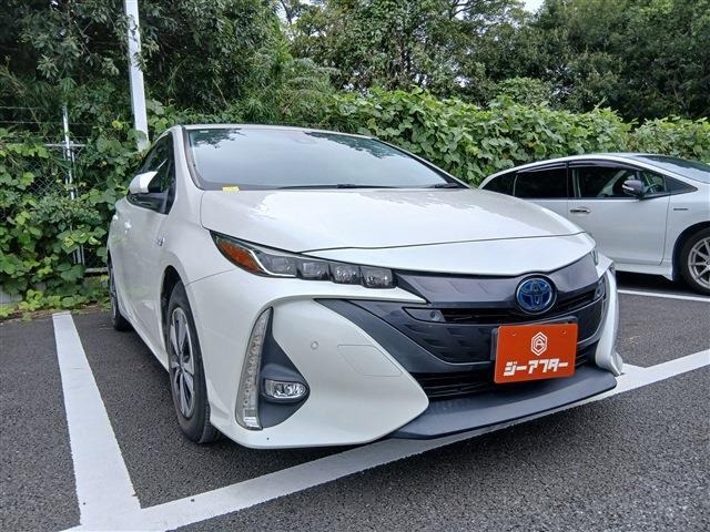 プリウスPHV(トヨタ) 1.8 S セーフティ プラス　禁煙車 純正ナビ フルセグTV 中古車画像