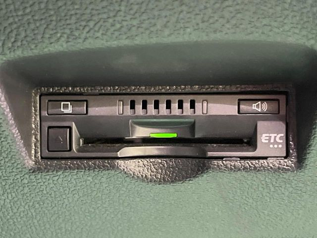 【ETC】高速道路の料金所をストレスなく通過!話題のスポットやサービスエリアに多い「スマートIC」利用時は必須のアイテムです。当店でセットアップを実施、ご納車当日からすぐにご利用いただけます!