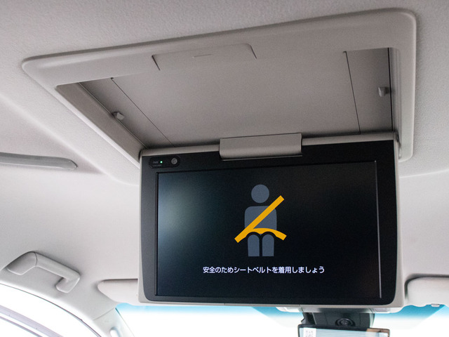 ★フリップダウンモニター★後席の方もDVD等をお楽しみいただけます!