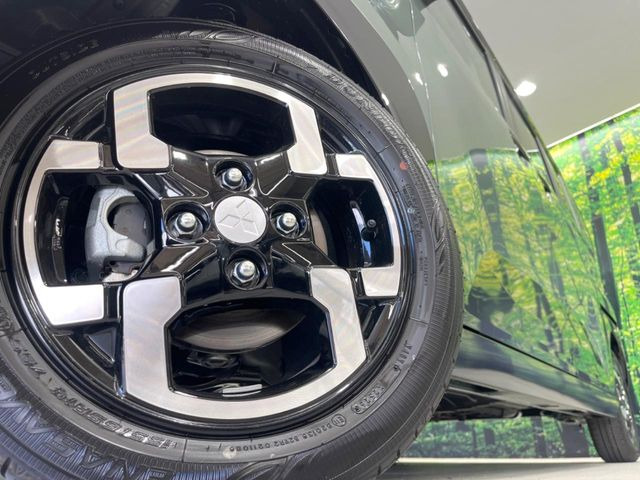 �y����14�C���`�A���~�z�C�[���z�O�ςɃ}�b�`���������A���~�z�C�[���𑕒����Ă���܂��B�e��ЊO�A���~�z�C�[����A�X�^�b�h���X�^�C�����戵�����Ă���܂��B���񂲑��k����������