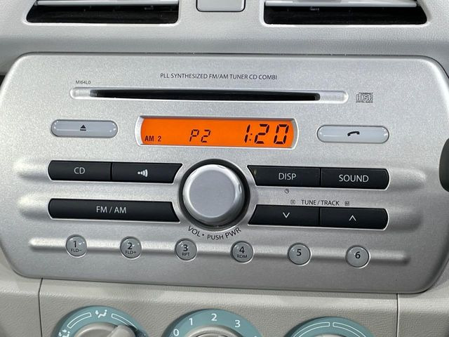 お好きな音楽を車内でお楽しみいただけます♪スピーカー交換・ウーハー追加などの音質向上や、最新ナビ・後席モニター等の取り付けも是非ご相談ください!