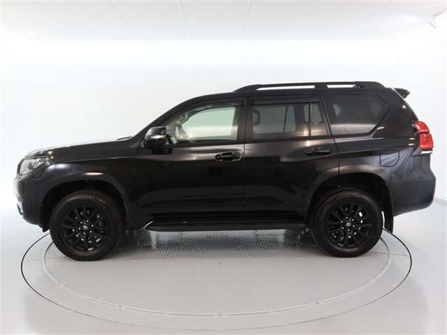 ランドクルーザープラド2.7 TX Lパッケージ マットブラック エディション 4WD