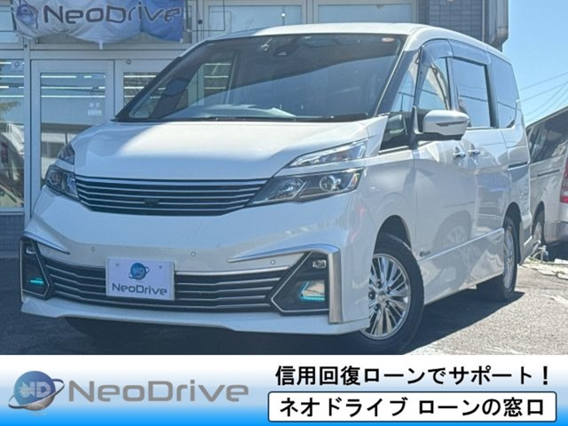 セレナ(日産) 2.0 ライダー 4WD　本州仕入 寒冷地仕様 純正ナビ 中古車画像