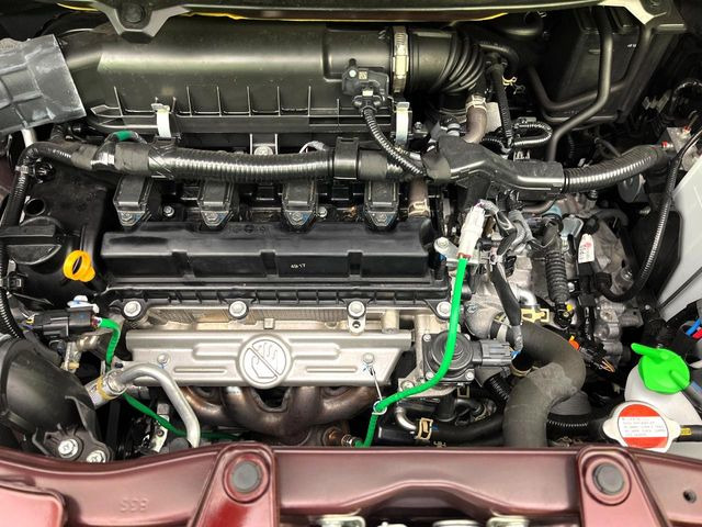 親切・丁寧な専門メカニックスタッフが応対!・車検・点検整備・事故等の修理などアフターサービスも安心。お車のカスタマイズもネクステージのサービススタッフまでご相談ください!