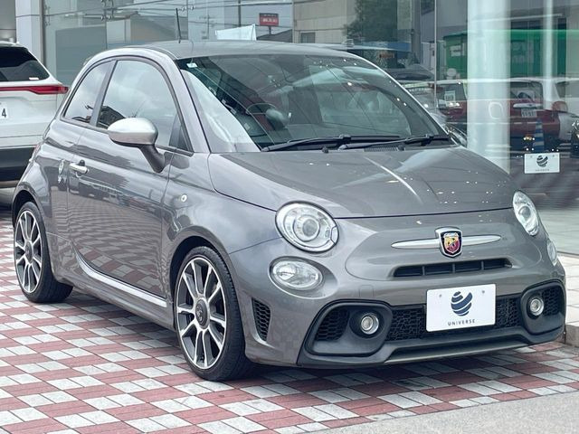 ●当店では第三者機関による車両品質鑑定を導入し、修復歴車を排除。鑑定書が発行されますので、ぱっと見ただけでは分からない箇所まで納得した上でご検討いただけます。※一部未実施の場合がございます。